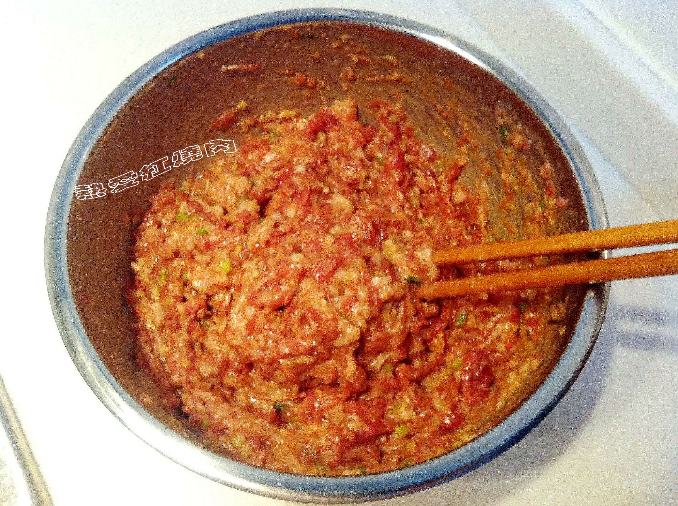 家常不用和面的包子,皮薄馅大的包子不用发面