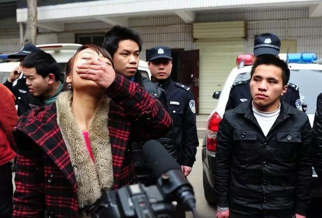 985院校大学生，被骗没有产品的传销，让你明白*脑洗**