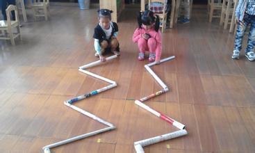 幼儿园自制体育器械有哪些,幼儿园自制户外体育器械手脚并用