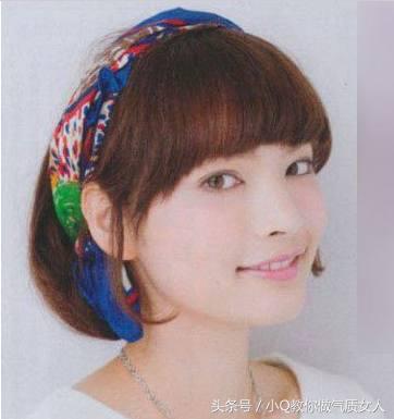 简单盘发扎法小视频,简单盘发发型扎法教程