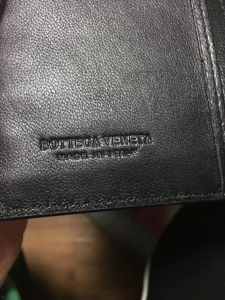 bv钱包有味道吗是正品吗,bv钱包短款鉴别