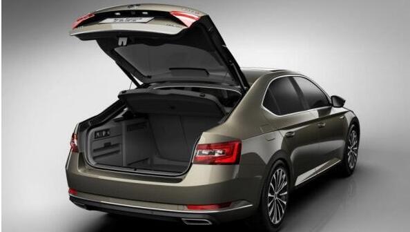 装在心里的诗和远方,装得下星辰大海装得了人间烟火