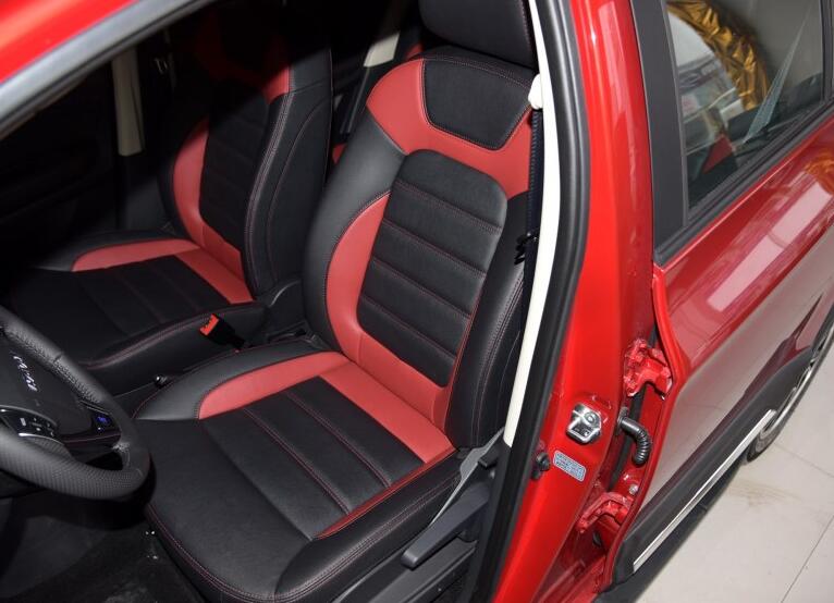 哈弗h12016款蓝标1.5lamt豪华型,哈弗h1红和蓝标有什么区别