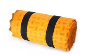 旧牛仔裤改造收纳袋教程,废旧牛仔裤手工改造收纳袋的做法