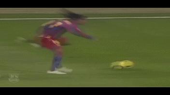 重温梅西巴萨十佳进球,巴萨vs皇马梅西第一个帽子戏法