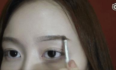 「FLACOO芙兰珂」初秋最chic眼影组合,唐嫣和baby亲自示范!