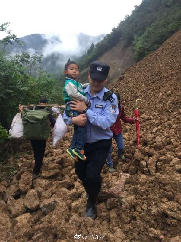 警娃托管中心接娃,警娃托管服务