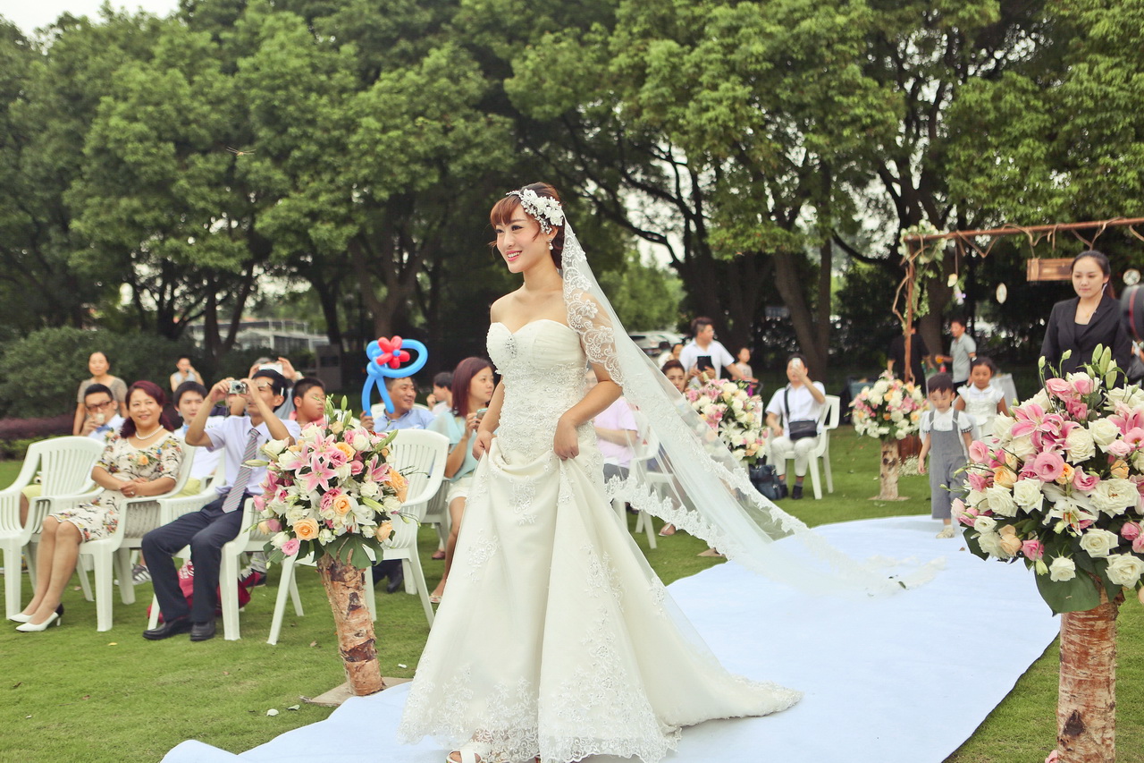 婚礼跟妆师凭什么那么贵,新娘跟妆凭什么那么贵