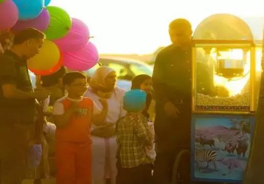 喵星人｜铲屎大大，发现一个超适合撸猫的地方……