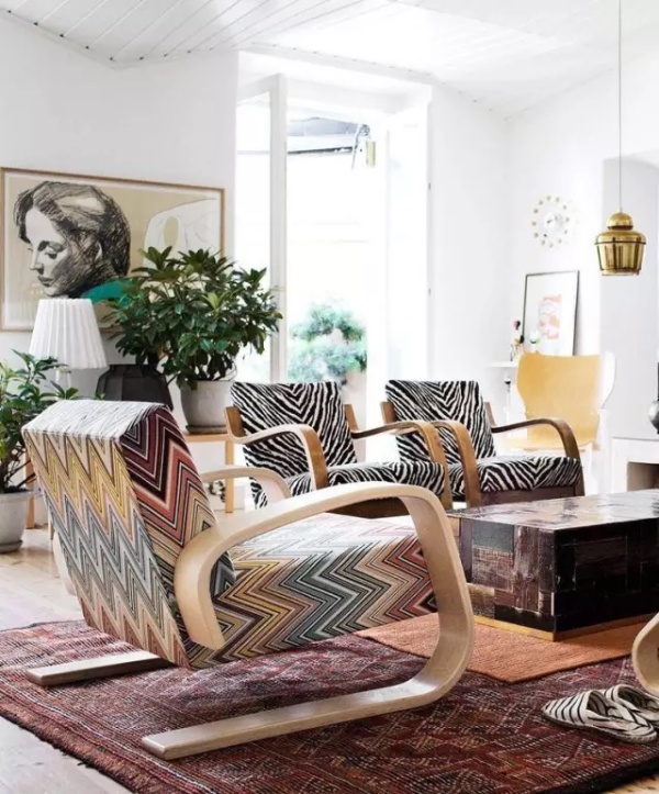 适合用在餐桌书桌,颜值高坐着舒服的经典木椅子也就那么几把