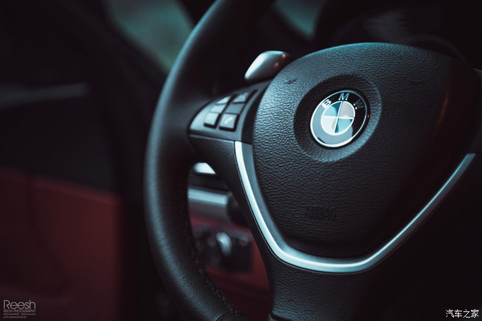 宝马X6,不谈性能如何!自驾遇上大雨还被拍成大片,颜值绝对够!