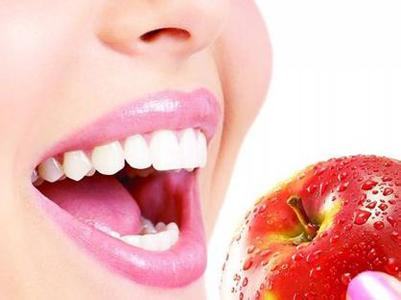 牙齿出血口臭口苦怎样治疗,为什么我的牙齿总是出血
