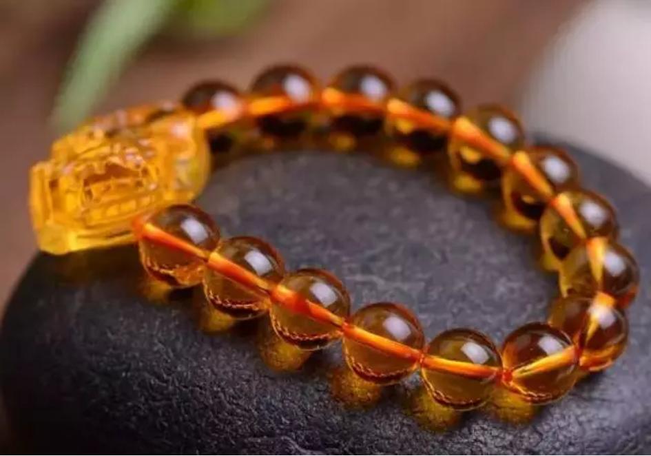 天然水晶和人工水晶的分辨,天然水晶与人造水晶镜的鉴别