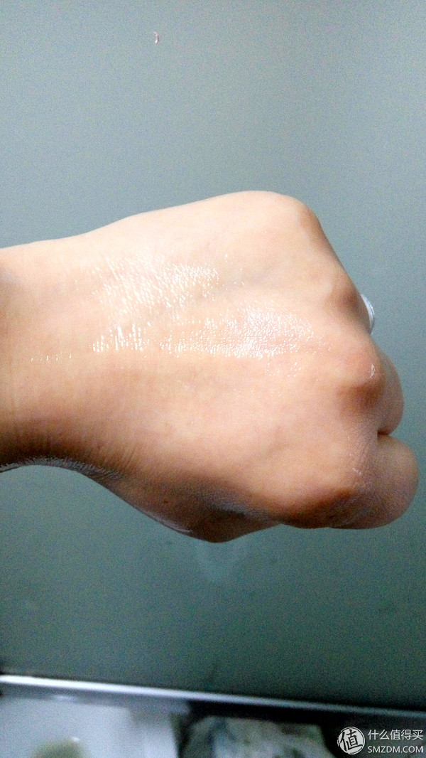 咕噜咕噜舒缓保湿水,韩束巨补水和咕噜水哪个好用