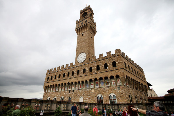 丹布朗《地狱》中的意大利知识