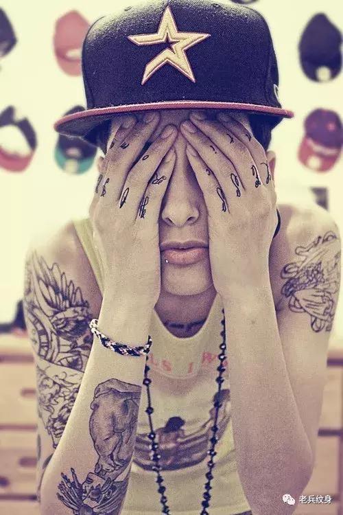 知道纹身有害为什么要纹身呢,纹身刚过五天继续纹身有危害么