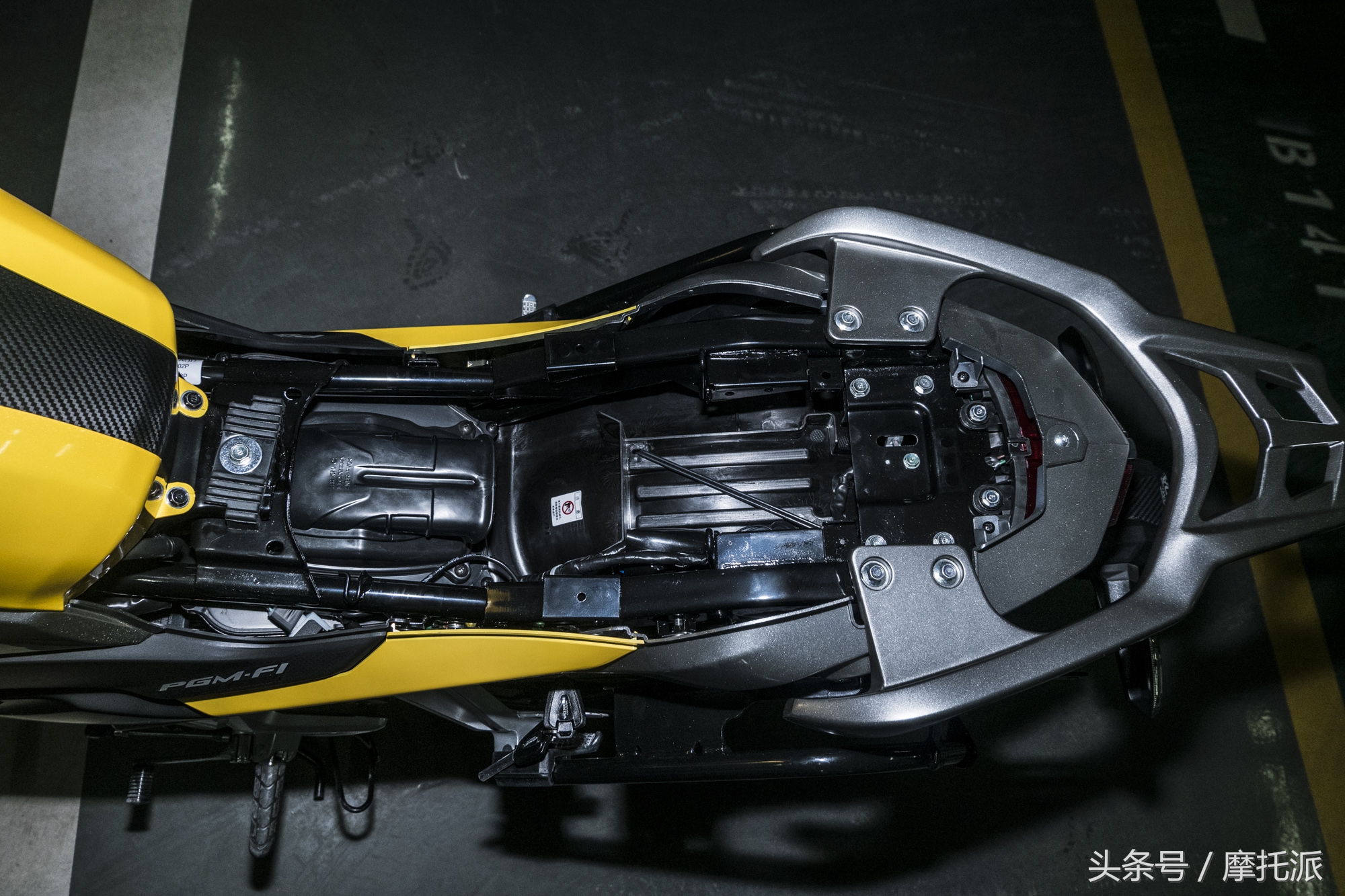 五羊本田猛鸷cb190x怎么换机滤,五羊本田猛鸷cb190x凸轮轴问题