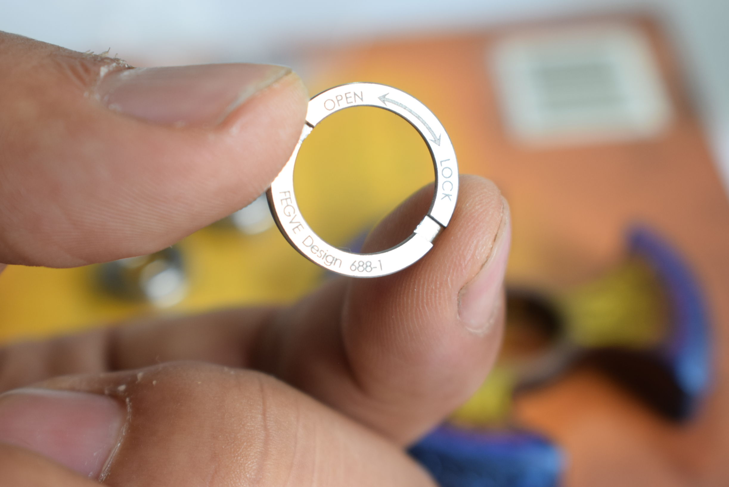 测评指尖陀螺飞花款,最好玩价格还很低的指尖陀螺