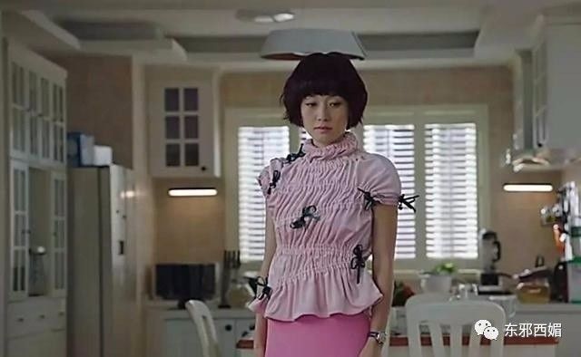 同框的袁泉气质太出挑,再次被袁泉的美惊艳到了