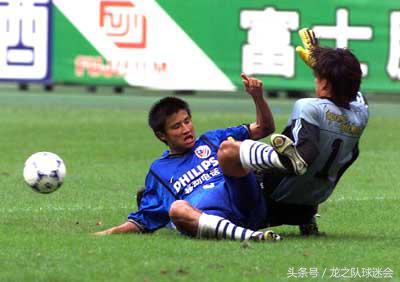 吴承瑛突破日本队,吴承瑛拼命三郎2002世界杯
