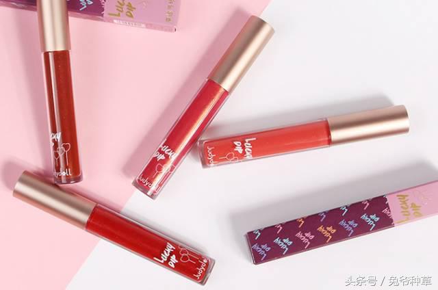 贫民窟女孩彩妆推荐 (初学者贫民窟彩妆推荐)