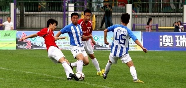 踢球时发现你的队友有这些坏毛病，赶紧转发给他看，马上改掉！