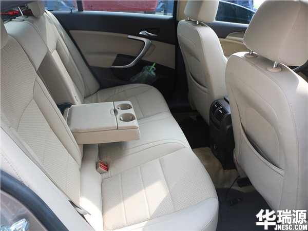 别克君威二手车评估,2012年别克君威2.4评估