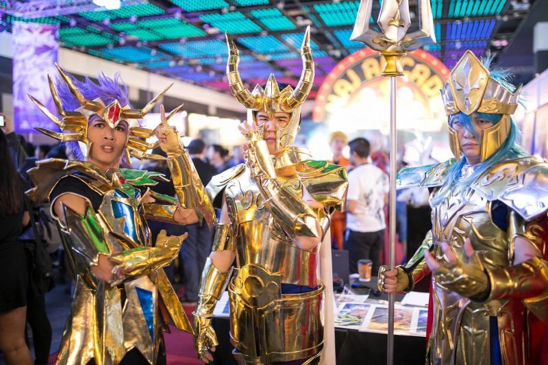 在新加坡做金融销售挣多少,在新加坡做技术工作工资多少