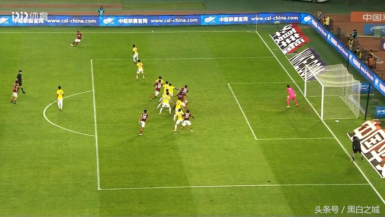 中超失误搞笑集锦打裁判,中超裁判三次关键判罚