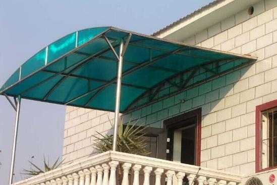 高层阳台雨棚下雨声音大怎么解决,楼上空调滴水雨棚噪音怎么处理