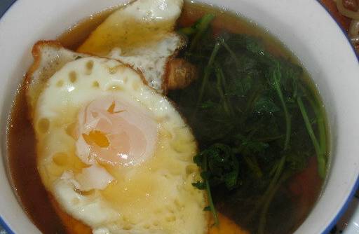 用艾草和姜煮水洗头,艾草浮萍煮水洗头发