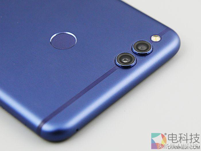 荣耀畅玩7x详细参数,大屏更好用荣耀畅玩7x售价1499元