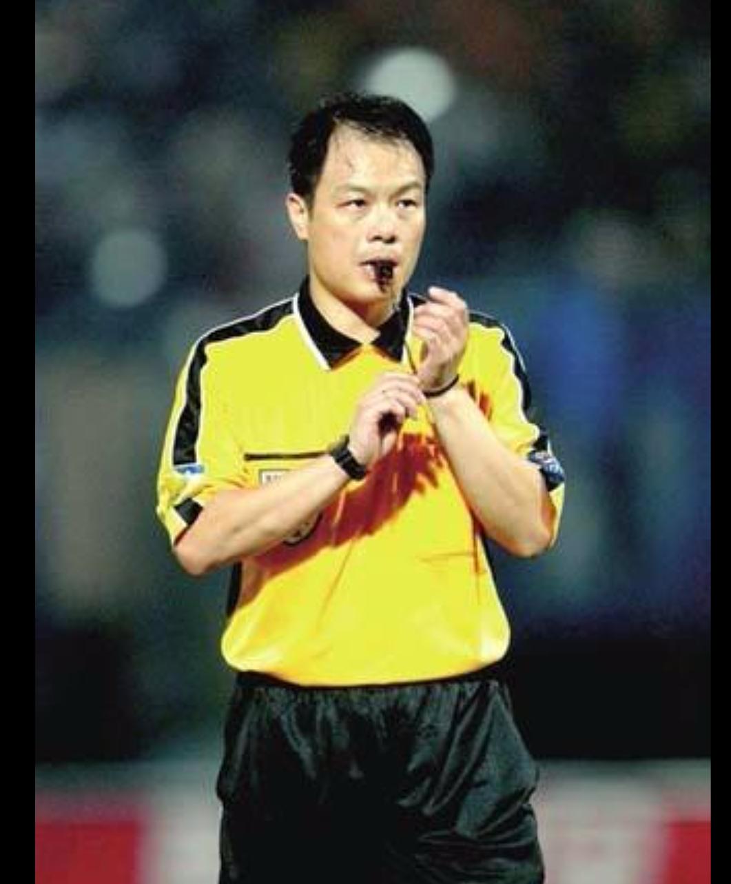 足坛十大黑哨天下足球,足坛十大黑哨比赛