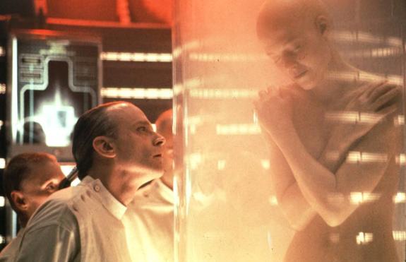 主角光环拯救世界,好莱坞电影起死回生