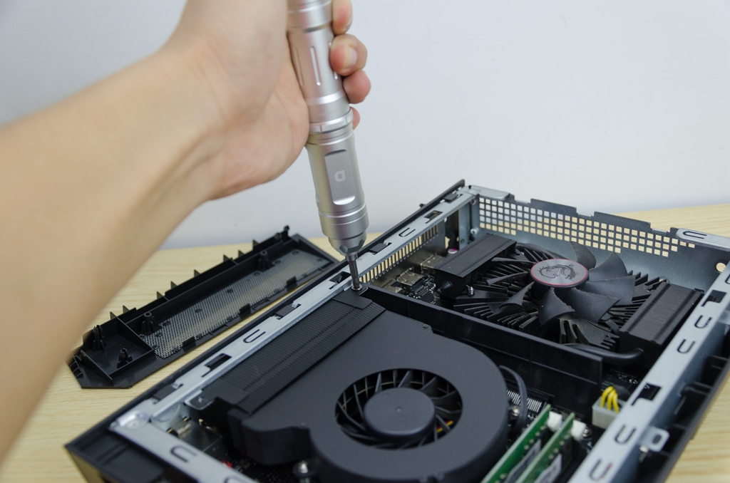 i7-7700搭配1060还能值多少钱,i77700加1050显卡笔记本游戏测评