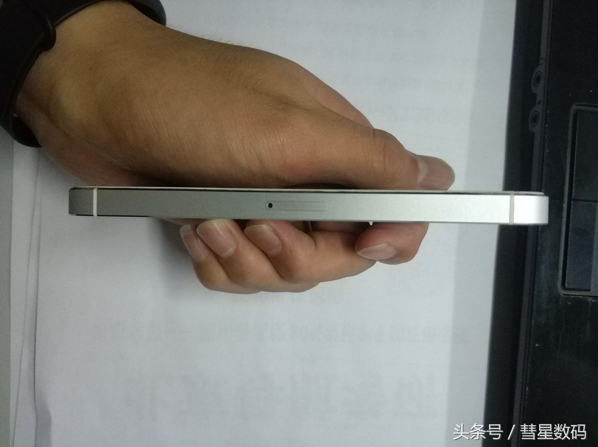 在转转上50块钱苹果5s是真的吗,闲鱼上买来的iphone5s