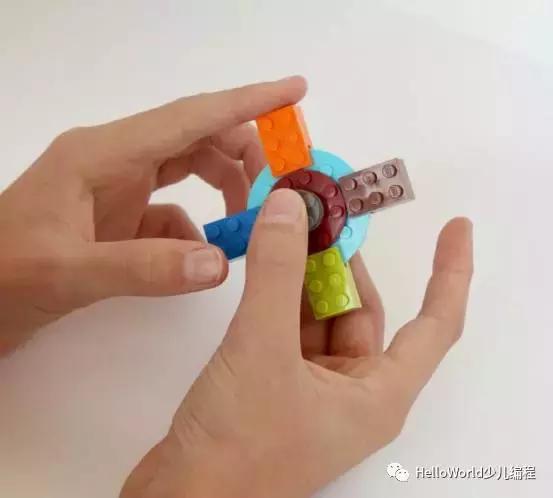用乐高做一个指尖陀螺教程,用乐高做指尖陀螺教程
