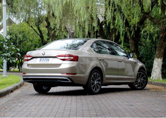 英朗1.5和明锐1.5选哪个,明锐对比速派哪个好