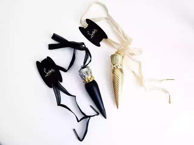 吴昕晒满满一箱的大牌口红，却被何穗一张图秒杀！