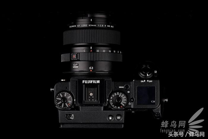 富士中画幅gfx50sii视频评测,富士gfx50s二代高感和全画幅对比