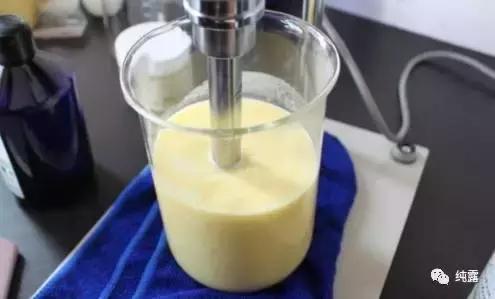 美白保湿补水玫瑰纯露,10万补水保湿玫瑰纯露