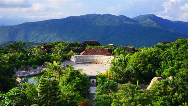 我到过许多地方是指哪里,我去过的地方皆是你看过的风景