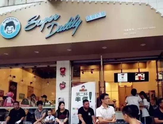 老式奶茶店经营模式,传统奶茶改革