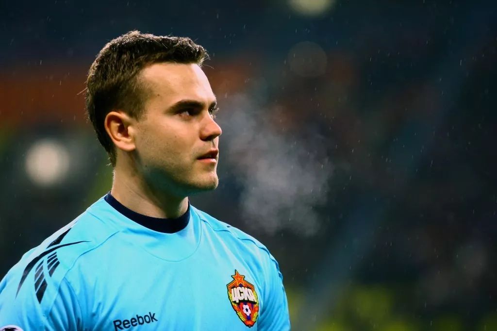 伊戈尔阿金费耶夫欧冠,伊戈尔·阿金费耶夫收入