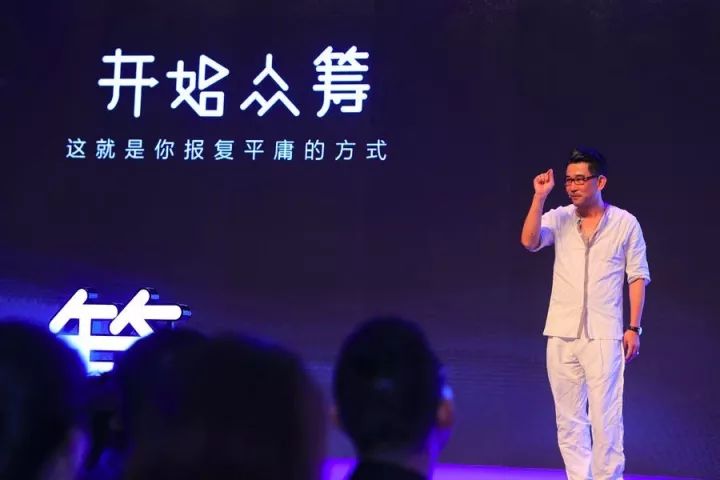 花100元，代购网红单品还是当网红店的合伙人？