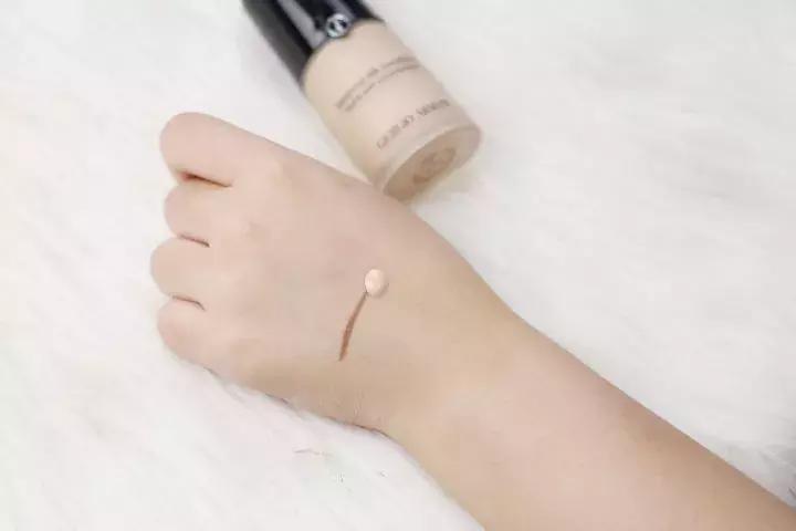 底妆测评遮瑕粉底液好用吗,底妆测评油皮