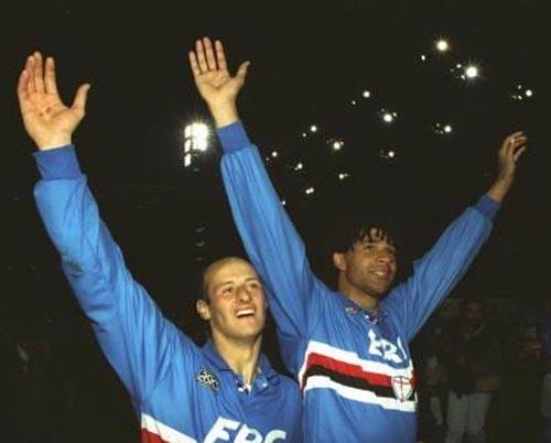 意甲老球迷满满幸福回忆之二坚持踢美丽足球的桑普多利亚