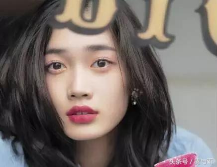 秋冬皮肤黄用什么颜色的口红,最适合春夏的口红大牌色号