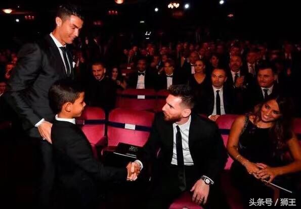 既生瑜何生亮的精彩片段,既生瑜何生亮搞笑版