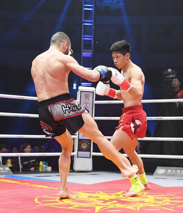 魏锐邓泽奇领衔,魏锐邓泽奇争夺金腰带2018